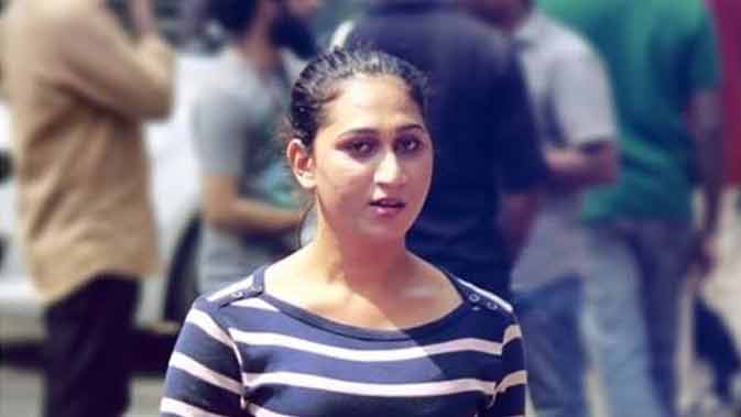 സ്വന്തം ജീവിതം സ്​ക്രീനിൽ പകർത്താൻ അഞ്ജലി അമീർ