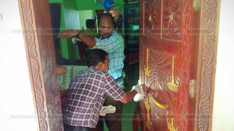 വീട്​ കുത്തിത്തുറന്ന്​ വൻ കവർച്ച; 45 പ​വൻ നഷ്​ടമായി