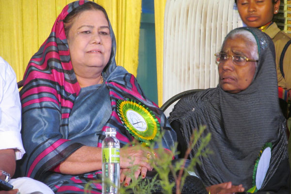 കഷ്ടപ്പാടിലും കഥാപ്രസംഗത്തെ നെഞ്ചോടുചേര്‍ത്ത കാഥിക