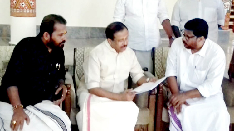 കു​ടു​ങ്ങി​ക്കി​ട​ക്കു​ന്ന തൊ​ഴി​ലാ​ളി​ക​ൾ: കേ​ന്ദ്ര ഇ​ട​പെ​ട​ൽ ഉ​റ​പ്പു​ല​ഭി​ച്ചതായി അ​ബ്​​ദു​ൽ ഖാ​ദ​ർ എം.​എ​ൽ.​എ