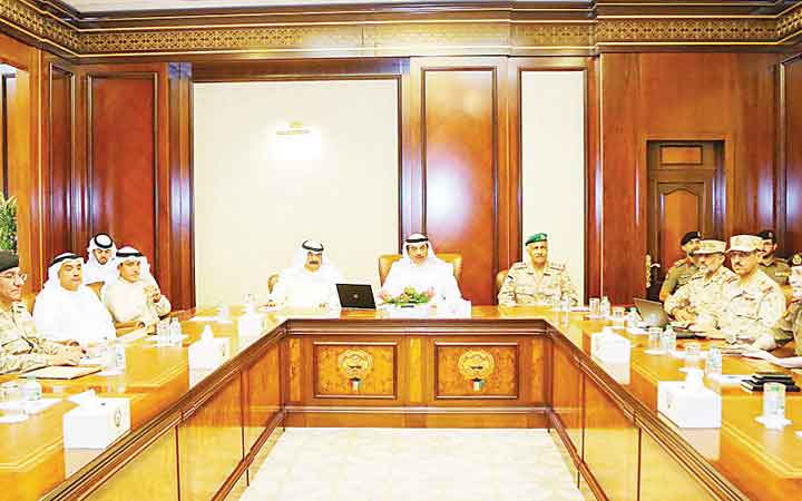 കനത്ത ജാഗ്രത തുടരാൻ സായുധസേനക്ക് നിർദേശം: രാജ്യത്ത് അജ്ഞാത ഡ്രോണ് പറക്കുന്നതായി കണ്ടെത്തി കനത്ത ജാഗ്രത തുടരാൻ സായുധസേനക്ക് നിർദേശം: രാജ്യത്ത് അജ്ഞാത ഡ്രോണ് പറക്കുന്നതായി കണ്ടെത്തി