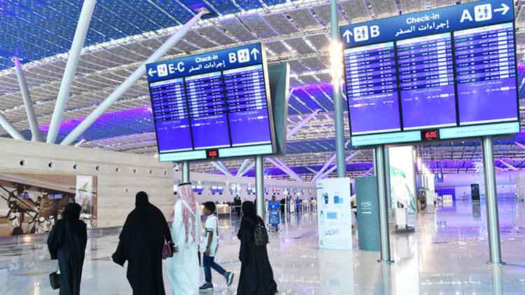 റീഎൻട്രി, എക്​സിറ്റ്​ വിസകളുള്ളവർക്ക് നാട്ടിൽ പോകാൻ പുതിയ സംവിധാനം ‘ഔദ’