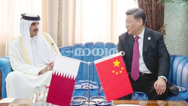 രാ​​ജ്യാ​​ന്ത​​ര ഉ​​ച്ച​​കോ​​ടി:​ രാ​ഷ്​​ട്ര​നേ​താ​ക്ക​ളു​മാ​യി  അ​മീ​റി​െ​ൻ​റ കൂ​ടി​ക്കാ​ഴ്​​ച