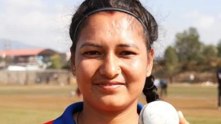 റണ്ണൊന്നും നൽകാ​െത ആറ്​ വിക്കറ്റ്​; ചരിത്രമെഴുതി അഞ്​ജലി