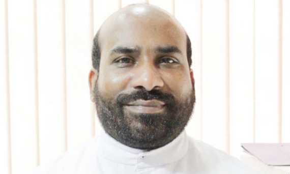 രേഖകളില്ലാത്ത 10 കോടി: ബിഷപ് ഫ്രാങ്കോയുടെ സഹായിയായ വൈദികന്‍ അറസ്റ്റില്‍