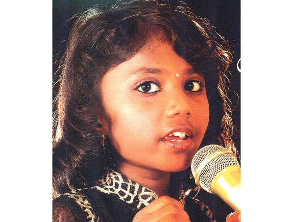 പാട്ടുവീട്ടില്‍ നിന്ന് സംഗീതലോകത്തിന് അഭിമാനമായി ആര്യനന്ദയും