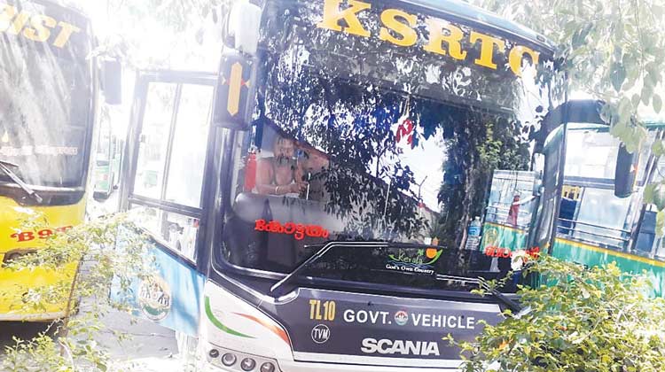 കെ.എസ്.ആർ.ടി.സി വാടക സ്കാനിയ ബംഗളൂരുവിൽ പിടിച്ചെടുത്തു