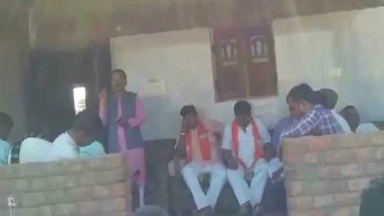 മോദി പോളിങ്​ ബൂത്തുകളിൽ കാമറ ​െവച്ചി​ട്ടുണ്ടെന്ന്​ ഗുജറാത്ത്​ ബി.ജെ.പി എം.എൽ.എ