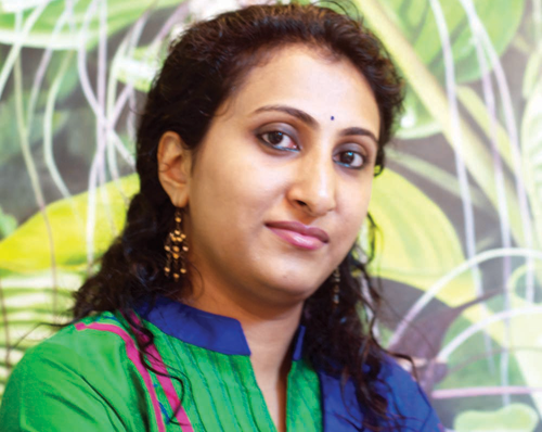 വര്‍ണക്കൂട്ടുകളില്‍ ബബിതയുടെ സ്വപ്നങ്ങള്‍