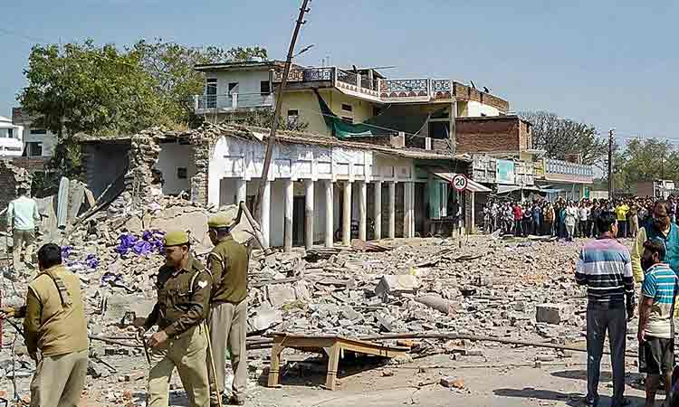 യു.പിയിലെ പടക്ക സംഭരണശാലയിൽ സ്​ഫോടനം: 13 മരണം