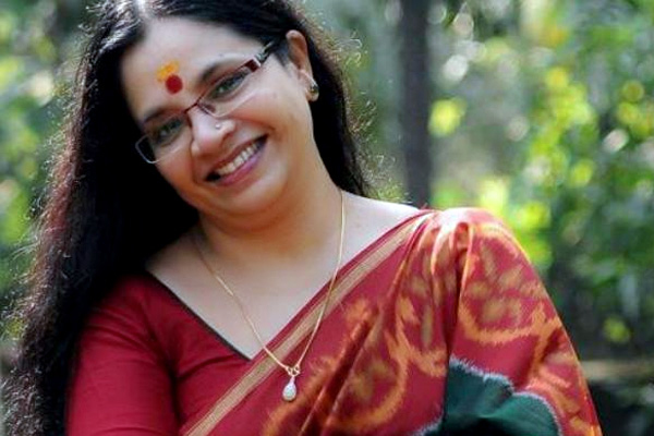 ഒടിയനാരെന്ന് ചോറുണ്ണുന്നവന് മനസിലാവും -ഭാഗ്യലക്ഷ്മി