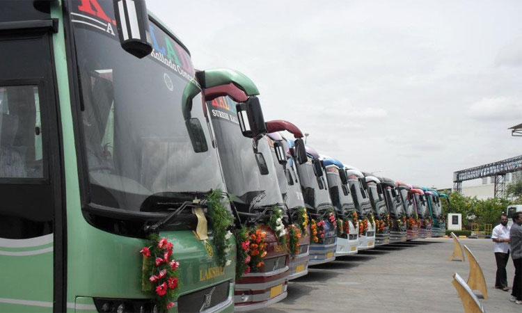 ഓപറേഷൻ നൈറ്റ് റൈഡേഴ്സ്: അന്തർ സംസ്ഥാന സ്വകാര്യ ബസുകളിൽ പരിശോധന തുടരുന്നു ഓപറേഷൻ നൈറ്റ് റൈഡേഴ്സ്: അന്തർ സംസ്ഥാന സ്വകാര്യ ബസുകളിൽ പരിശോധന തുടരുന്നു