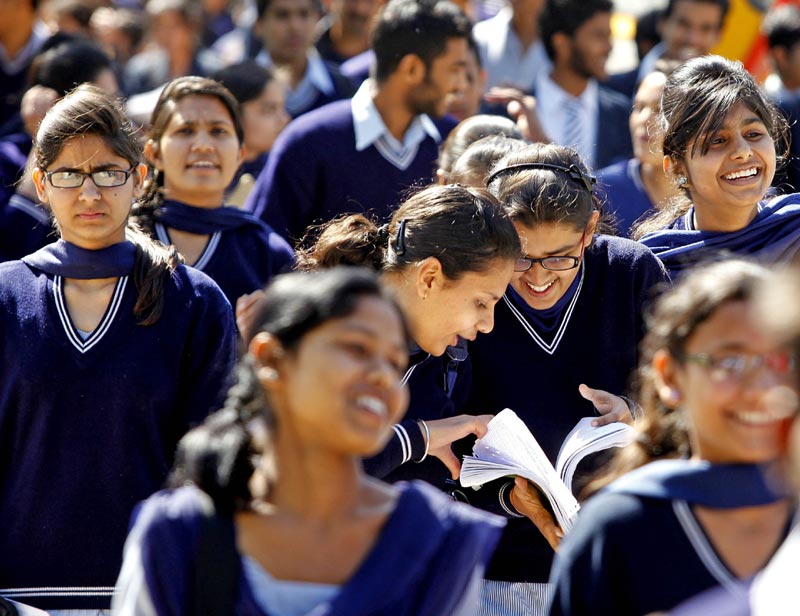 സി.ബി.എസ്​.ഇ പരീക്ഷകൾ   നേരത്തെയാക്കാൻ നീക്കമില്ല