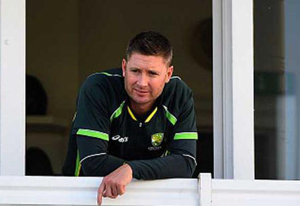 തലകുനിച്ച് മടക്കം