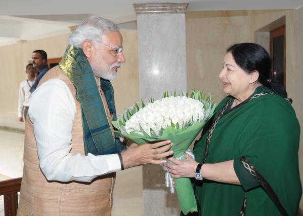 നരേന്ദ്ര മോദി ജയലളിതയെ വീട്ടിലത്തെി കണ്ടു; ലക്ഷ്യം രാഷ്ട്രീയം