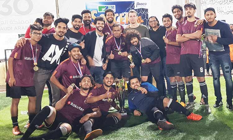 യു.ടി.എസ്​.സി: സോക്കർ ഫ്രീക്‌സും കാറ്റലോണിയ എഫ്.സിയും ചാമ്പ്യന്മാർ