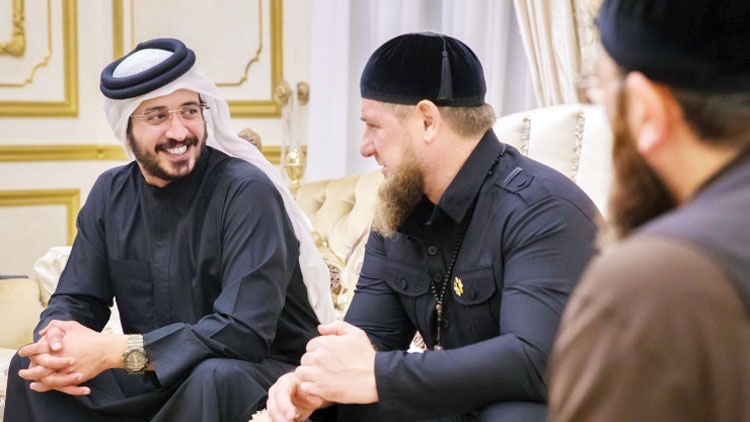 ശൈ​ഖ് ഖാ​ലി​ദ് ബി​ന്‍ ഹ​മ​ദി​െൻറ  ചെ​ച്നി​യ​ന്‍ സ​ന്ദ​ര്‍ശ​നം തു​ട​ങ്ങി