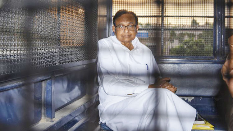 ഐ‌.എൻ‌.എക്സ് മീഡിയ കേസ്: പി ചിദംബരത്തെ ഇ.ഡി അറസ്റ്റ് ചെയ്തു