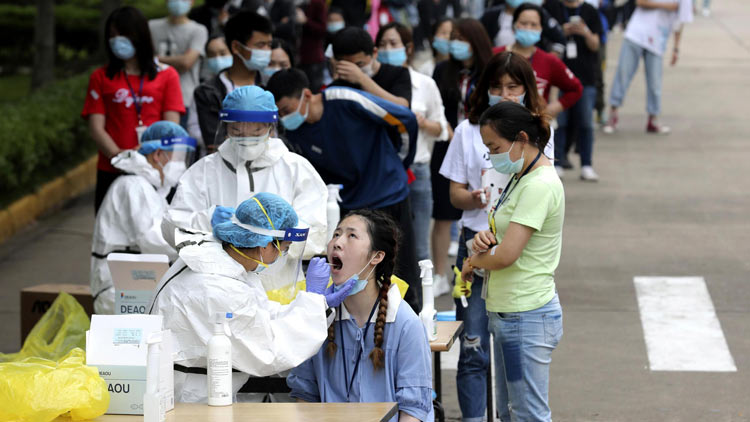 ചൈനയിൽ കോവിഡ്​ തിരിച്ചുവരുന്നു; പുതുതായി 61 ​േപർക്ക്​ രോഗം