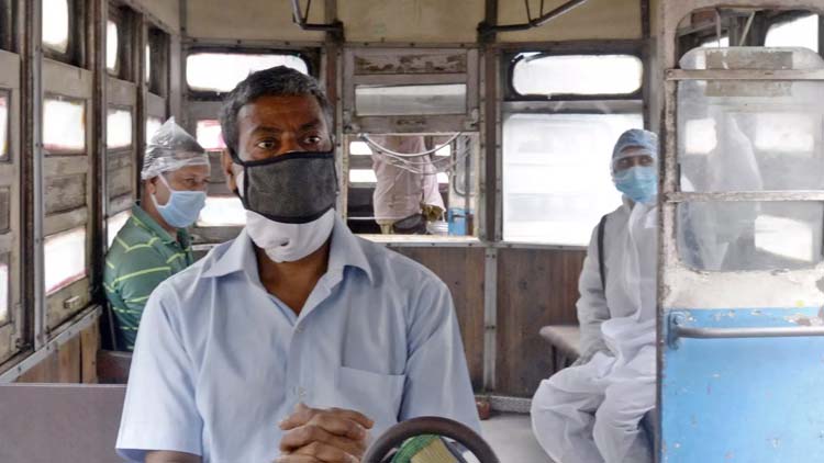 രാജ്യത്ത്​ ഒറ്റദിവസം 12,881 കോവിഡ്​ രോഗികൾ; മരണം 344