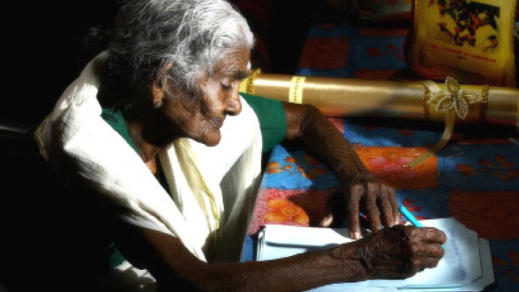 Covid-19-grandmother Covid-19-grandmother