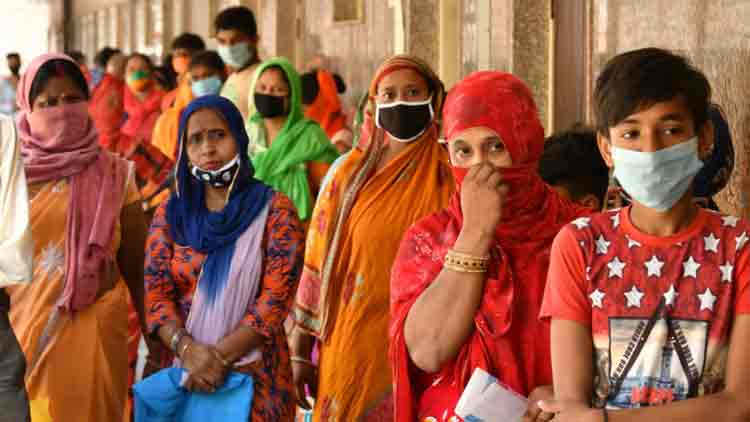 ഡൽഹി​ നഗരത്തി​ലെ 23.48 ശതമാനംപേരും കോവിഡ്​ ബാധിതർ