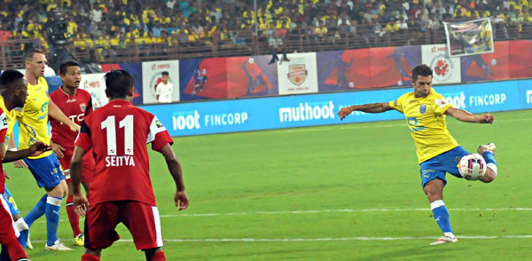 ഗോള്‍ ബ്ലാസ്റ്റ്‌