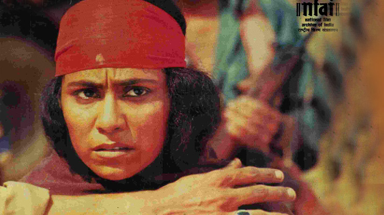 ചമ്പൽക്കാടിനെ വിറപ്പിച്ച ഫൂലൻ ദേവി മരിച്ചിട്ടില്ല....!