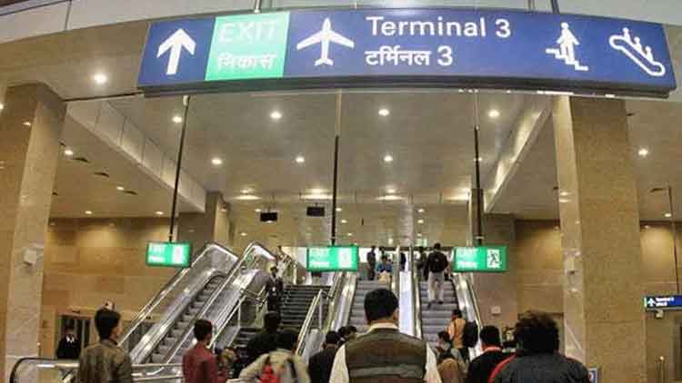 വിമാനങ്ങൾ റദ്ദാക്കി; ഡൽഹിയിലും മുംബൈയിലും യാത്രക്കാരുടെ പ്രതിഷേധം