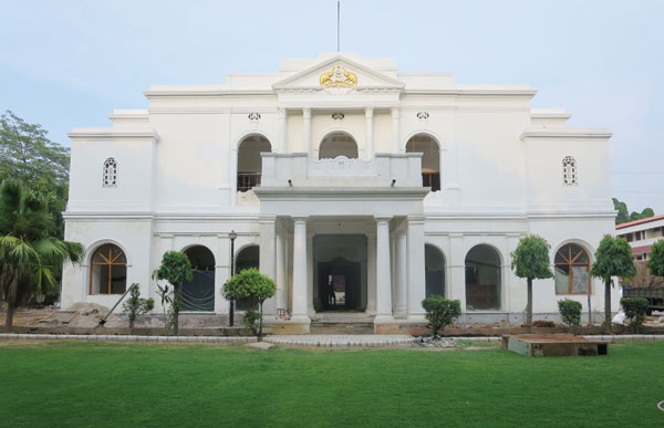 ചെലവ് അതിഭീമം; കൊച്ചിന്‍ ഹൗസിന് പുതുമോടി