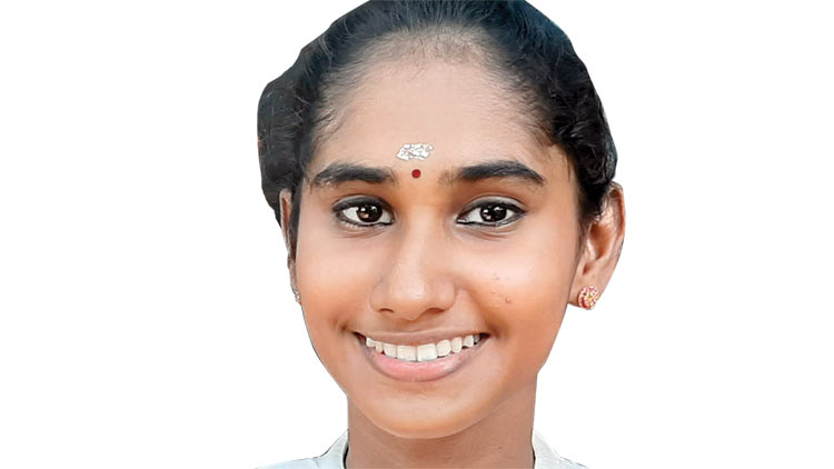 വാളയാറിലെ സഹോദരിമാർക്കും ഷഹലക്കും വേണ്ടി ദേവിക