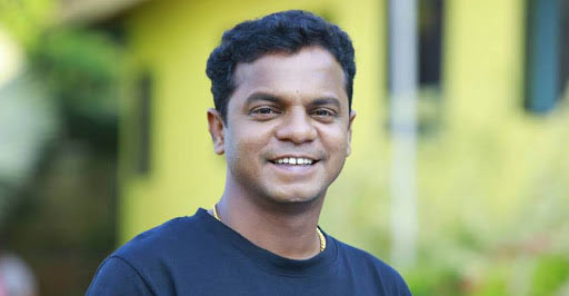 ചൂണ്ടയിട്ടും വായിച്ചും...