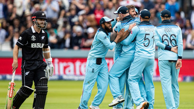 ലോഡ്സിൽ കിവി കണ്ണീർ; ഇംഗ്ലണ്ട് ലോക ചാമ്പ്യന്മാർ ലോഡ്സിൽ കിവി കണ്ണീർ; ഇംഗ്ലണ്ട് ലോക ചാമ്പ്യന്മാർ