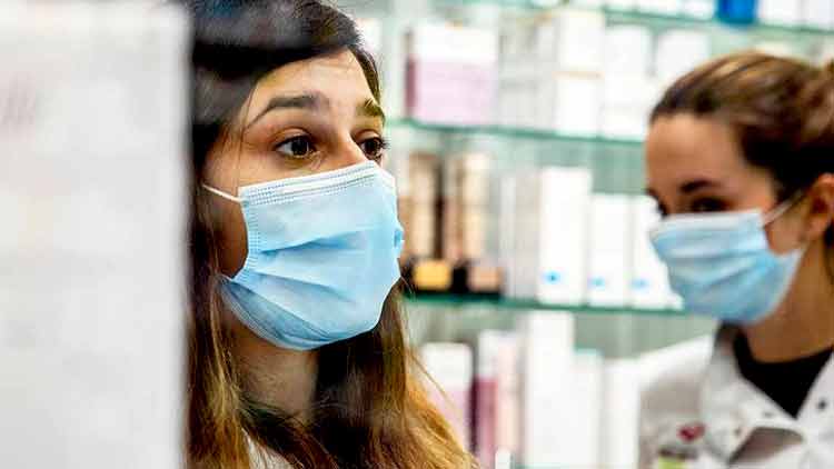 ഫേ​സ് മാ​സ്ക്കു​ക​ൾ​ക്ക് അ​മി​ത വി​ല:  14 വ്യാ​പാ​ര സ്ഥാ​പ​ന​ങ്ങ​ൾ​ക്ക്  പി​ഴ ചു​മ​ത്തി