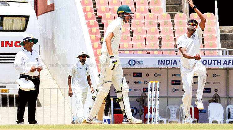 തി​രു​വ​ന​ന്ത​പു​രത്ത് തരിപ്പണമായി ദക്ഷിണാഫ്രിക്ക