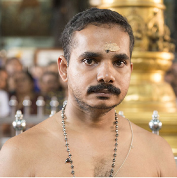 നാരായണന്‍ നമ്പൂതിരി ഗുരുവായൂര്‍ മേല്‍ശാന്തി