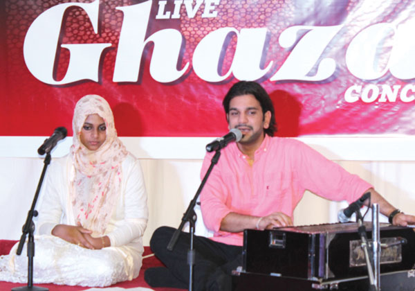 ദമ്പതിമാരുടെ ഗസല്‍ വിരുന്ന്  നവ്യാനുഭവമായി