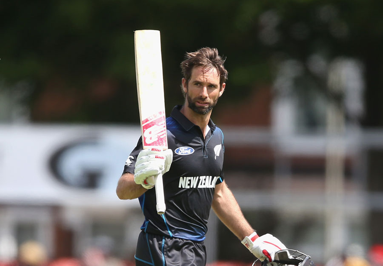 എലിയറ്റ് ഏകദിനം മതിയാക്കി