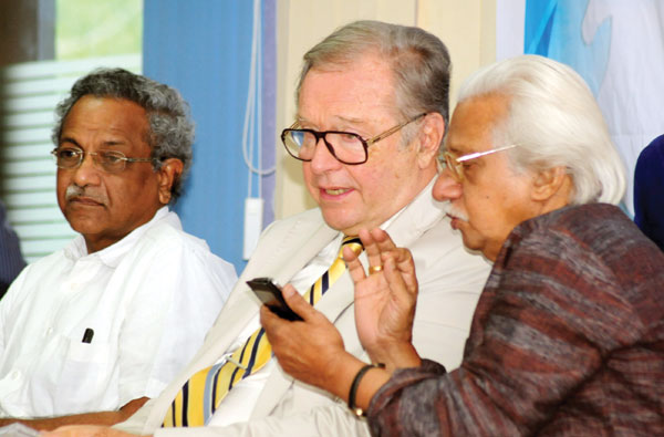 ചലച്ചിത്ര നിരൂപണം നിലവാരത്തകര്‍ച്ചയില്‍ -ക്രിസ്റ്റോഫ് സനൂസി