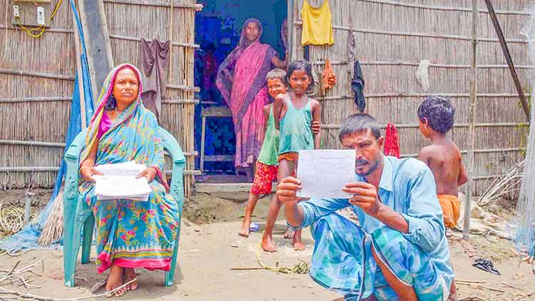 ആ​ഗ​സ്​​റ്റി​െ​ൻ​റ അ​ന്തി​മ​വി​ധി കാ​ത്ത്​ ആ​ശ​ങ്ക​​േയാ​ടെ​ അ​സം