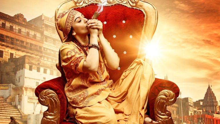 Hansika Motwani in trouble, case slapped against her for smoking in a movie poster