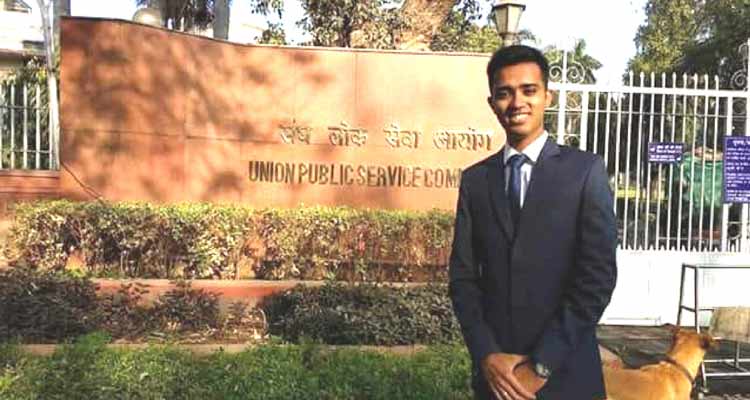 ലെ​റ്റ്​​സ്​ സ​ല്യൂ​ട്ട്​ സാ​ഫി​ൻ