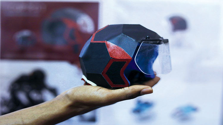 മടക്കിവെക്കാം ഇൗ ഹെല്‍മറ്റ്