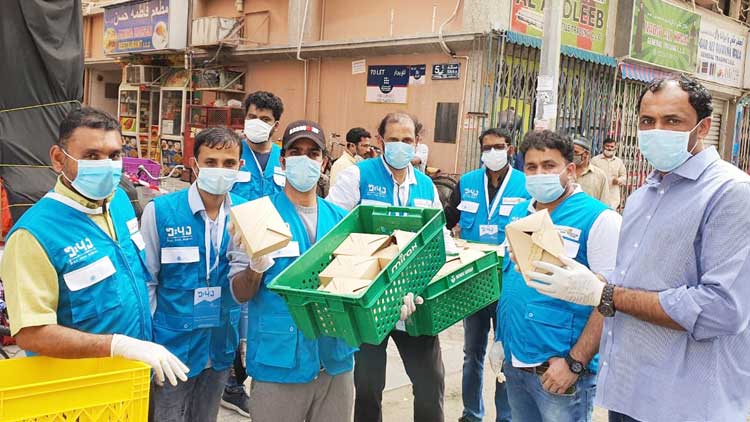 വിലക്കിലായവർക്ക് വിരുന്നൂട്ടി ദുബൈയുടെ വിളമ്പുകാർ