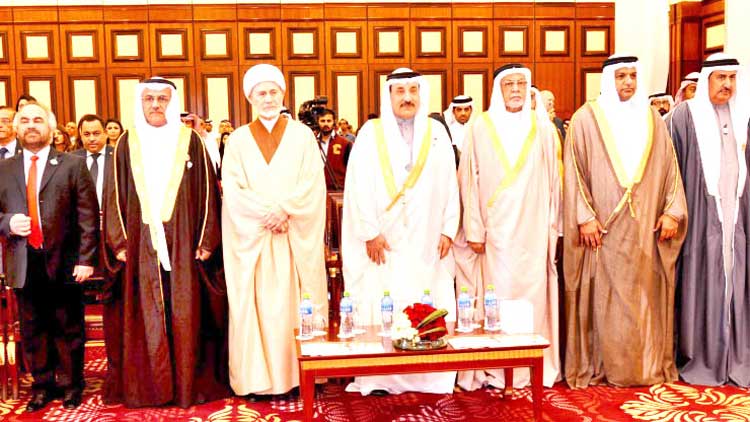 തൊഴില്‍^സാമൂഹിക ക്ഷേമകാര്യ മന്ത്രാലയം മികച്ച ജീവനക്കാരെ ആദരിച്ചു