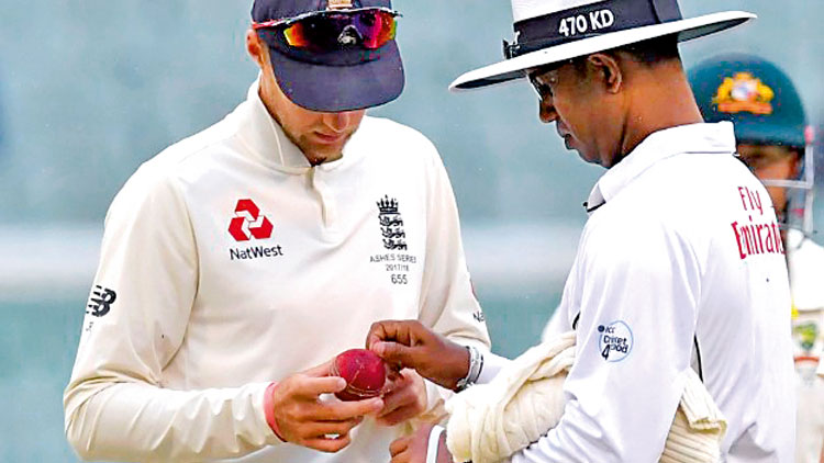 പ​ന്ത്​ ചു​ര​ണ്ട​ൽ നി​യ​മ​വി​ധേ​യ​മാ​ക്കാ​ൻ ​െഎ.​സി.​സി