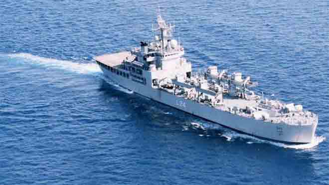 അയൽരാജ്യങ്ങളിൽ കോവിഡിനെതിരെ പടവെട്ടാൻ ഇന്ത്യൻ കപ്പലുകൾ റെഡി