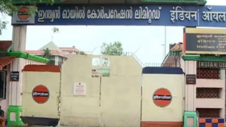 വൈപ്പിനിൽ പുലർച്ചെ നിരോധനാജ്ഞ; ​െപാലീസ്​ കാവലിൽ എൽ.പി.ജി പദ്ധതി നിർമാണം പുനരാരംഭിച്ചു