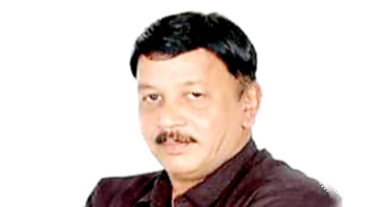 പ്ര​വാ​സ ജീ​വി​തം മ​തി​യാ​ക്കി  ഇ​സ്ഹാ​ഖ് കാ​ളി​കാ​വ് നാ​ട്ടി​ലേ​ക്ക്