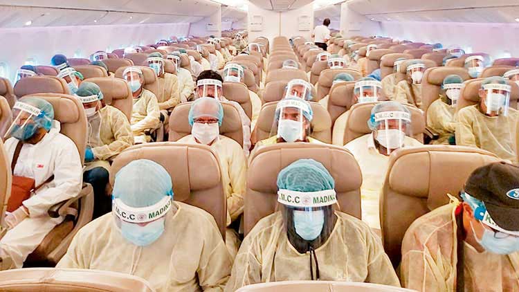 മദീന കെ.എം.സി.സിയുടെ ആദ്യ ചാർട്ടേഡ് വിമാനം കൊച്ചിയിലേക്ക് പറന്നു മദീന കെ.എം.സി.സിയുടെ ആദ്യ ചാർട്ടേഡ് വിമാനം കൊച്ചിയിലേക്ക് പറന്നു